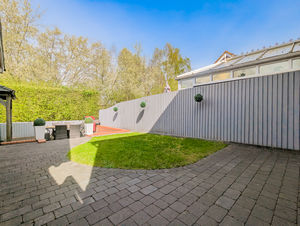 Photo 19- click for photo gallery